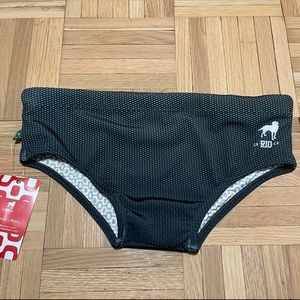 New w/ tags Carioca (low rise) Sunga brief. Size XS (or PS for Brazilian sizes)